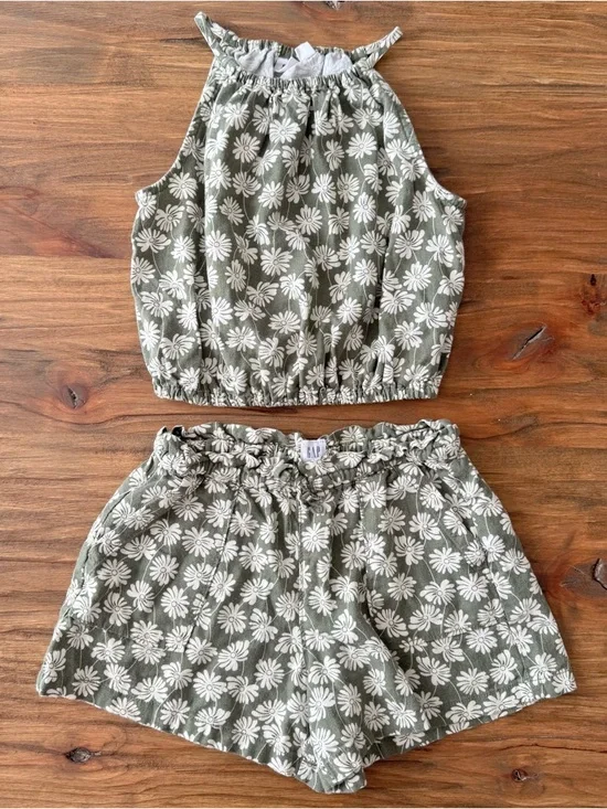 Gap Olive Green Two-Piece Floral Matching Set size small/6-7 - Picture 2 of 8